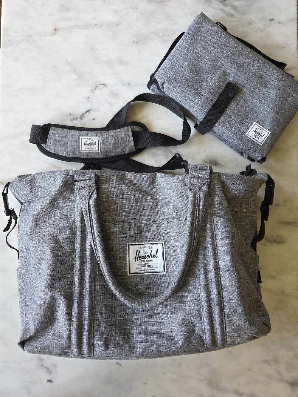 EUC Herschel Grey Travel Duffel Bag/Diaper/Maternity Bag